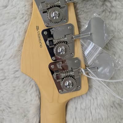 Fender Adam Clayton Jazz Bass Rosewood Fretboard Sherwood Green Metallic - Demo image 7