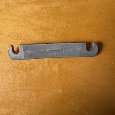 Gibson Wrap around bridge 1956 - Nickel image 1