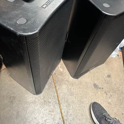 QSC K12.2 2-Way 2000-Watt 12" Active Loudspeaker 2010s - Black image 1