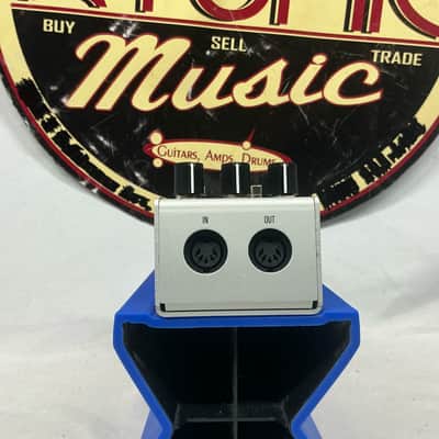 Walrus Audio Mako Series D1 v1 Delay Pedal image 5