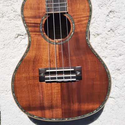 Lanikai NK-C Ukulele, Custom Series Solid Koa, Abalone Inlays, Case image 5