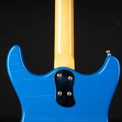 Mosrite The Ventures MK II 1965 - Metallic Blue image 6