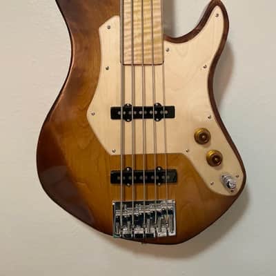 2007 Chris Larkin Reactor 5B Custom Bass | Irish Luthier | Aero