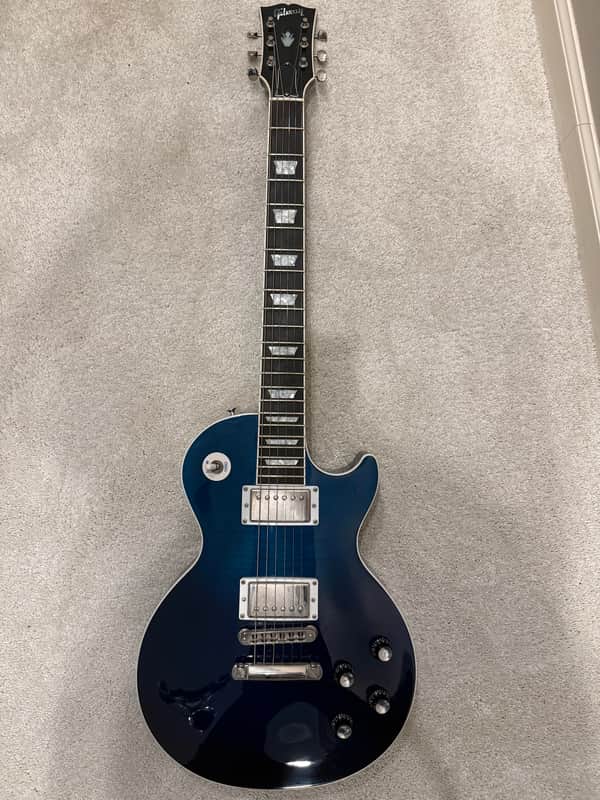2004 Gibson Les Paul Midnight Blue image 1