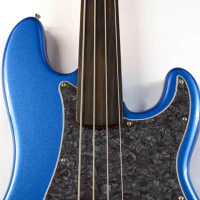 Fender Artist Series Tony Franklin Fretless Precision Bass - Lake Placid Blue image 2