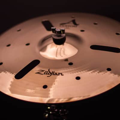 Zildjian 18" A Custom EFX image 2
