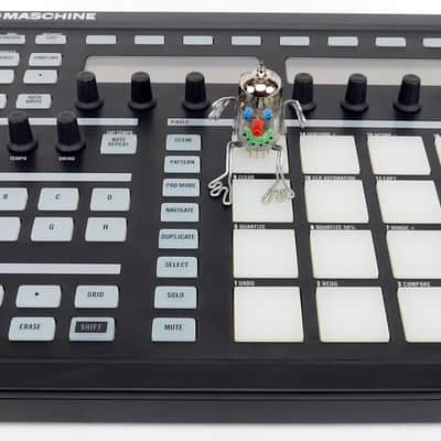 Native Instruments MASCHINE 1 + Software + Top Zustand + OVP + 1 Jahr Garantie image 1