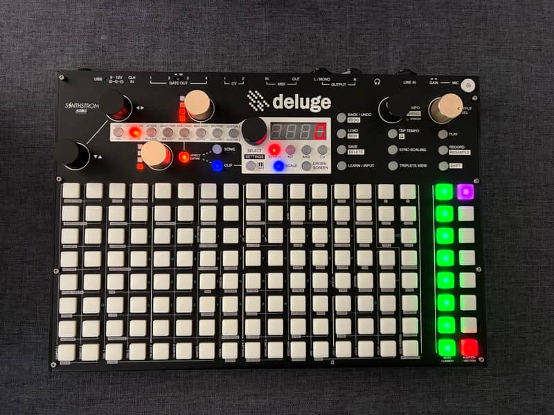Synthstrom Audible Deluge 64-Voice Desktop Synthesizer with Numeric Display 2016 - 2022 - Black image 1