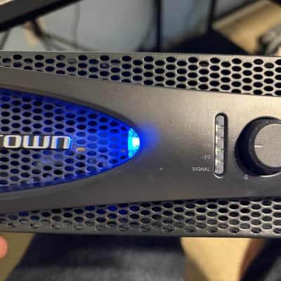 Crown XLS1002 Power Amplifier Black image 12