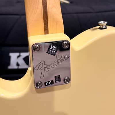 Fender Telecaster - American Performer 2022-2023 ish - Vintage White (yellow to me) image 4