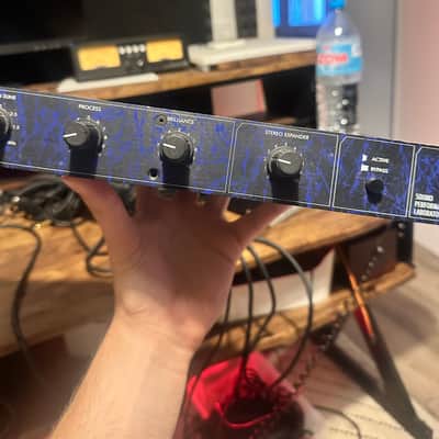 SPL 9736 Stereo Vitalizer Jack Signal Processor 1997 - 2003 - Black w/ Blue Lightning image 3