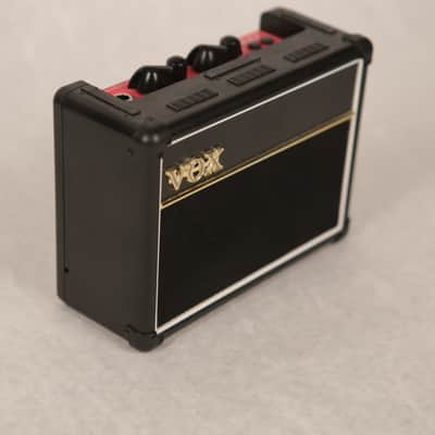 Vox AC-2 RV Mini Bass Amplifier 2W image 3