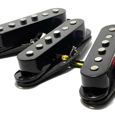 Dragonfire Pure Vintage Single Coil Pickup Set, Early Strat Performance AlNiCo 5 SSS Set, Black Covers image 1