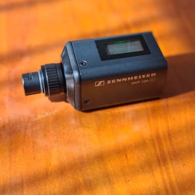 Sennheiser Sennheiser SKP100 G2 Plug-On Transmitter – Professional Wireless Power image 2