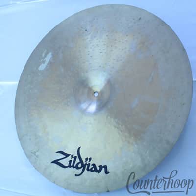Zildjian 22"K Custom Dark Ride Cymbal 2796g Medium-Thin Hand Hammered B20 Bronze image 2