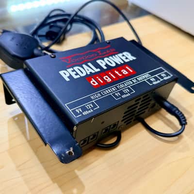 🎸 Voodoo Lab Pedal Power Digital USA Isolated Pedalboard Power Supply  🎸 image 2
