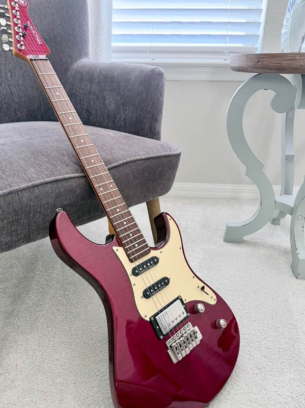 Yamaha PAC612VIIFMX Pacifica with Rosewood Fretboard 2021 - Present Fired Red image 1