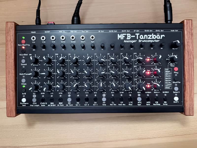 MFB Tanzbar 2010s - Black image 1
