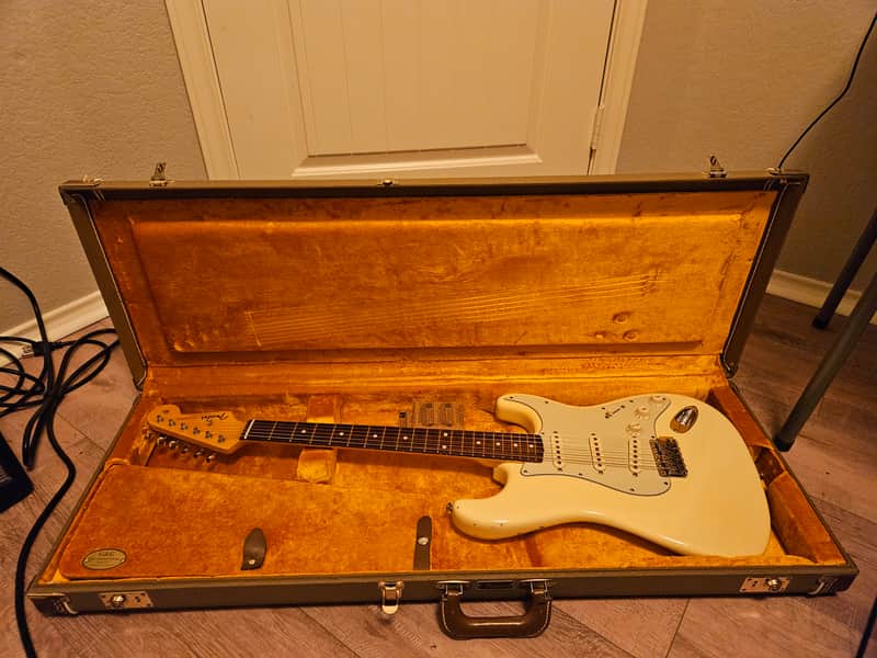 Fender Vintage Hot Rod Stratocaster
