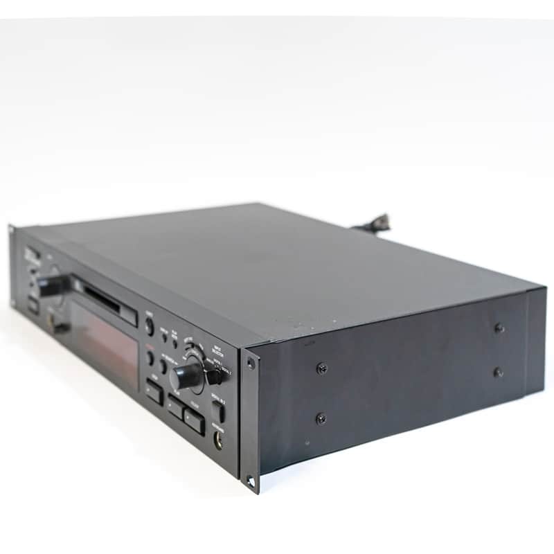 Tascam MD-301 業務用MDデッキ本体のみ MD-301mkII | MiniDisc Recorder | TASCAM | International Website