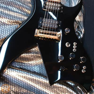 B.C. Rich Bich Black 1981