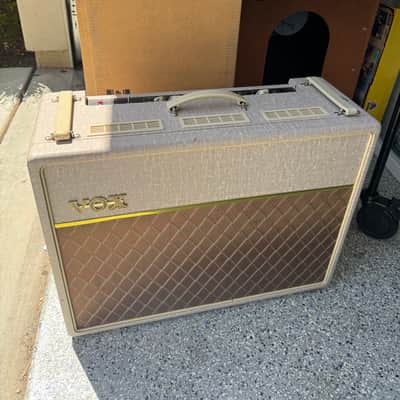 Vox AC30HW2 Hand-Wired 2-Channel 30-Watt 2x12" Guitar Combo 2010 - 2019 - Fawn - Greenbacks image 1