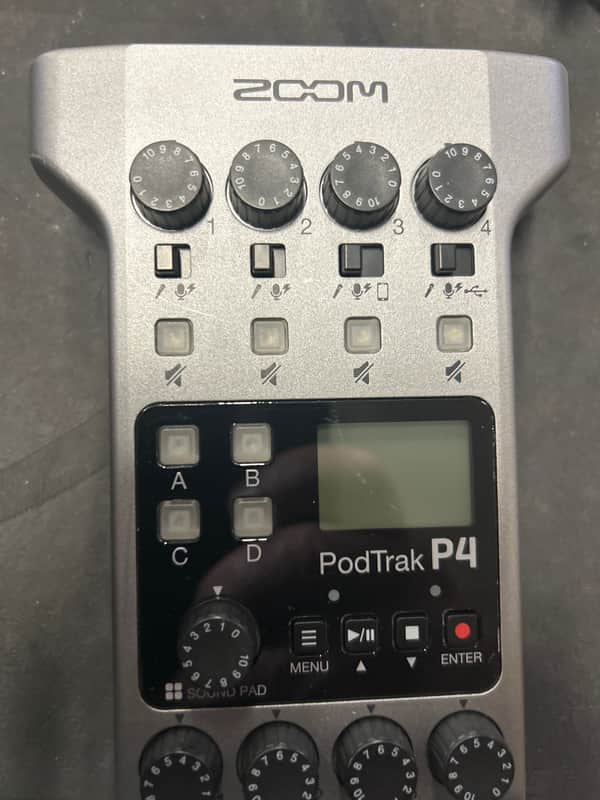 Zoom PodTrak P4 Multitrack Recorder 2020 - Present - Gray image 1