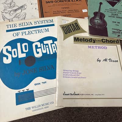 Used Vintage Retro Old Set of 9 different music books Solo/Spanish/Method Guitar image 3