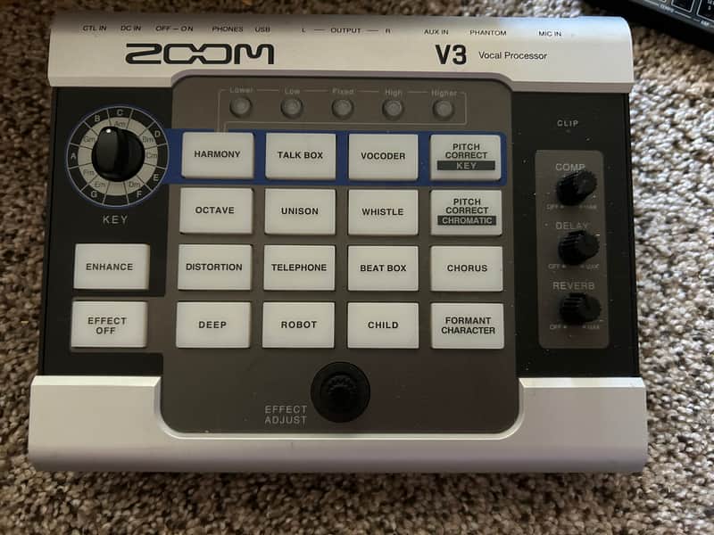 Zoom V3 Vocal Processor 2020 - Present - Silver image 1
