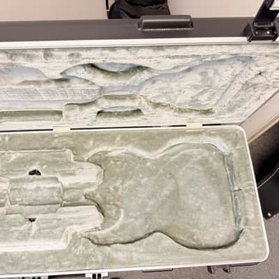 Ibanez Roadtour Extended Range Molded Hardshell Guitar Case – Fits 7/8/9 String RG Models 2025 image 5