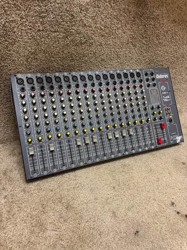 Studiomaster Diamond 16-2 Club Mixer image 1