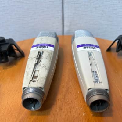 Sennheiser MD421 Vintage White - PAIR - 1960s - With Hand Made hard Case image 3
