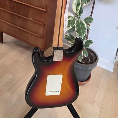 Fender Custom Shop Classic Player Stratocaster 2004 Sunburst Birdseye Neck Sperzel Tuners 3TSB image 21