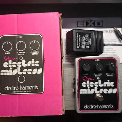 Electro-Harmonix Stereo Electric Mistress Flanger / Chorus 2007 - Present - Black / Pink image 3