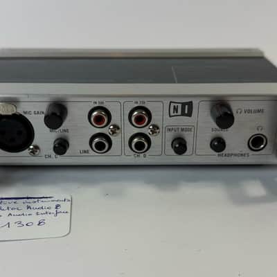 Native Instruments Audio 8 Dj image 2