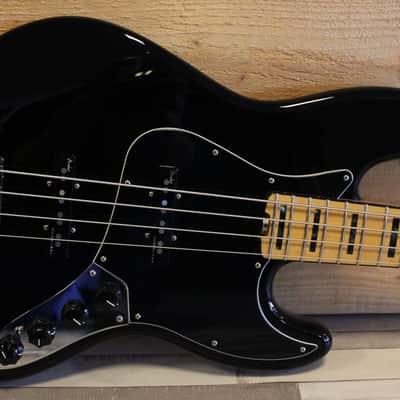 Fender American Elite Jazz - 2016 - Black image 2