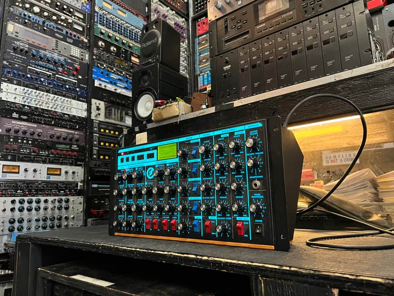 MOOG RACK Minimoog Voyager rackmount edition RME synth USED Rack //ARMENS// image 1
