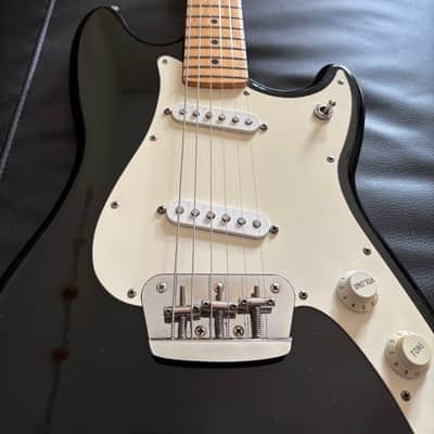 Used Fender Traditional Duo Sonic 1994 Black In Excellent Condition image 4