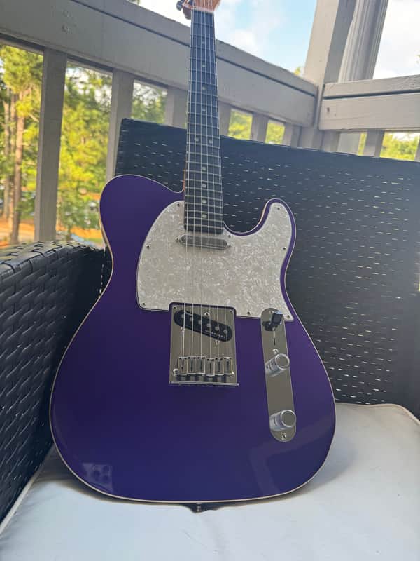Fender CME Exclusive American Ultra Telecaster 2022 - Plum Metallic