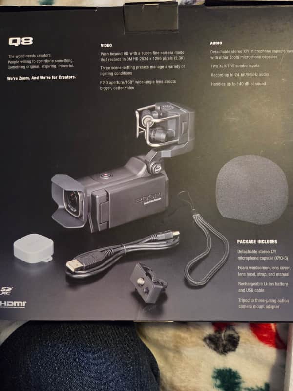 Zoom Q8 HD Video Camera 4 Track Audio Recorder 2010 - Black image 1