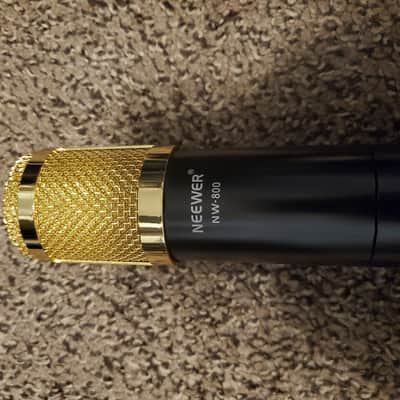 Neewer NW-800 Professional Studio Broadcasting & Recording Microphone Set/Condenser Microphone image 2