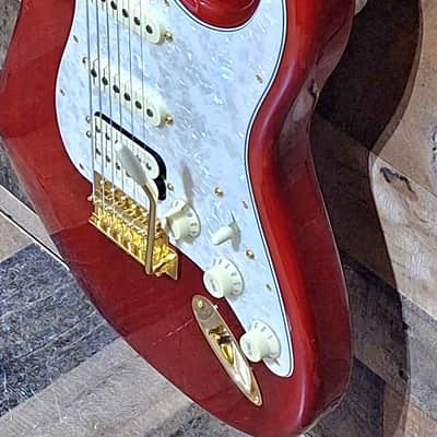 Immagine 2021 Fender Tash Sultana Signature Stratocaster - Transparent Cherry - - 5