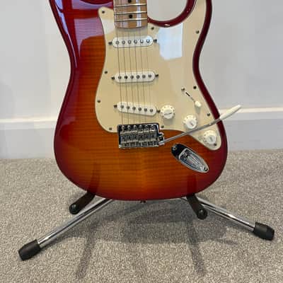 Fender Stratocaster Plus Top 2016 image 2