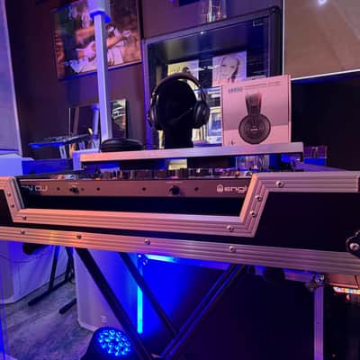 Denon MCX8000 4-Channel Pro DJ Player / Controller with Case image 8
