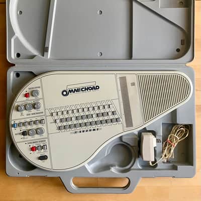 Suzuki OM-84 Omnichord image 12