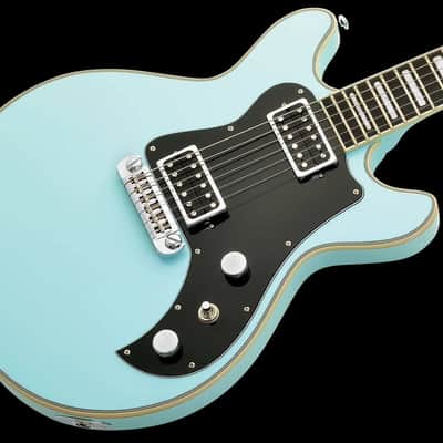 Hagstrom Megin Aged Sky Blue w/Case image 4