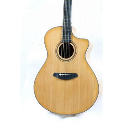 Breedlove Organic Collection Artista Concerto Cutaway CE Acoustic-Electric Guitar Regular Natural Shadow Burst image 3