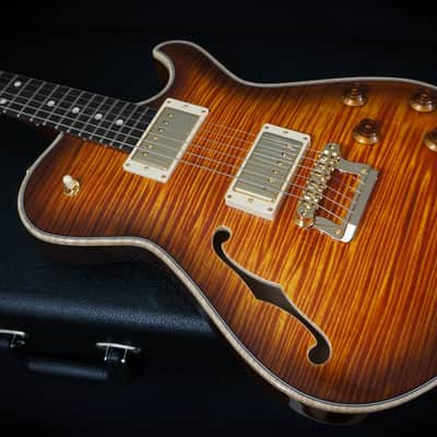 Knaggs Guitars Kenai Hollowbody in Hickory Burst with One-Piece Top image 5