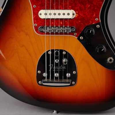 Fender Japan '62 Jaguar Reissue - 1998 - CIJ - Sunburst image 5