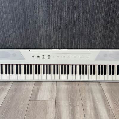 Alesis Recital 88-Key Digital Piano 2010s - WHITE image 2